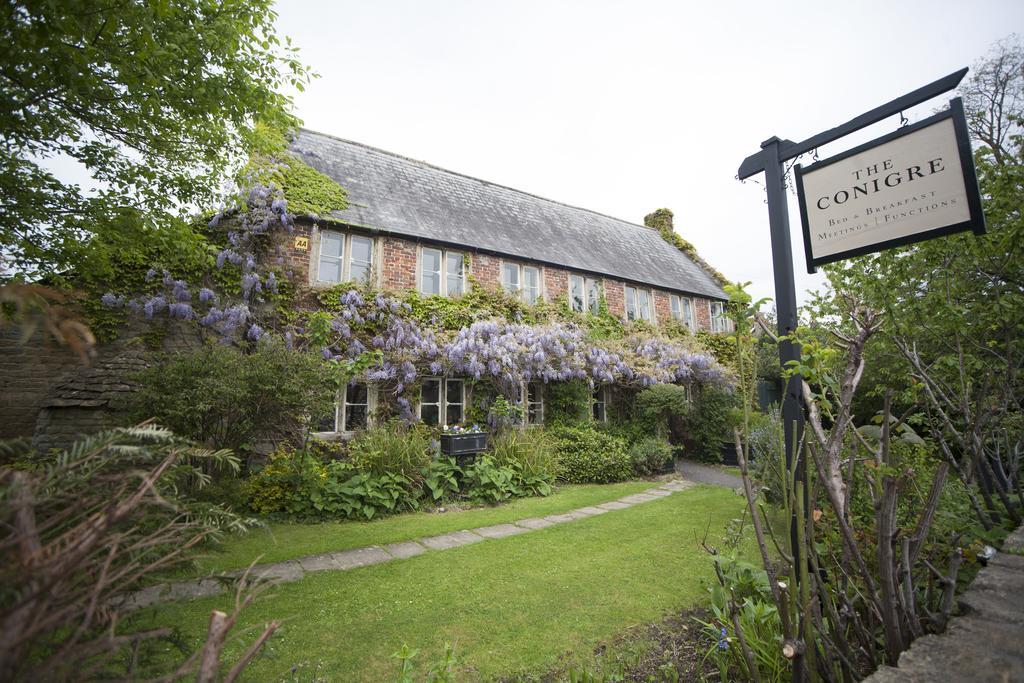The Conigre Hotel Melksham Exterior photo